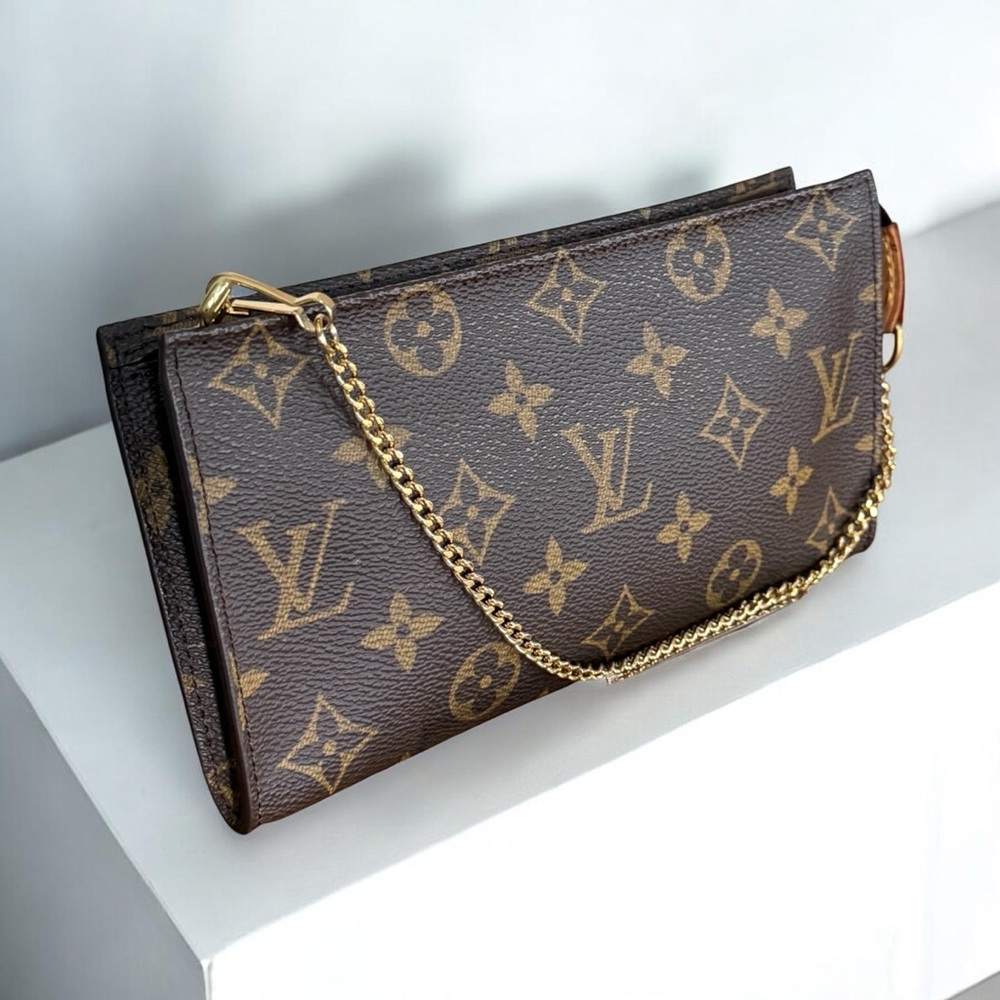 Authentic Louis Vuitton LV Brown Monogram Pouch with Gold Chain! Comes with COA! - Picture 4 of 15
